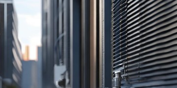 物业是否负责安装加压水泵？